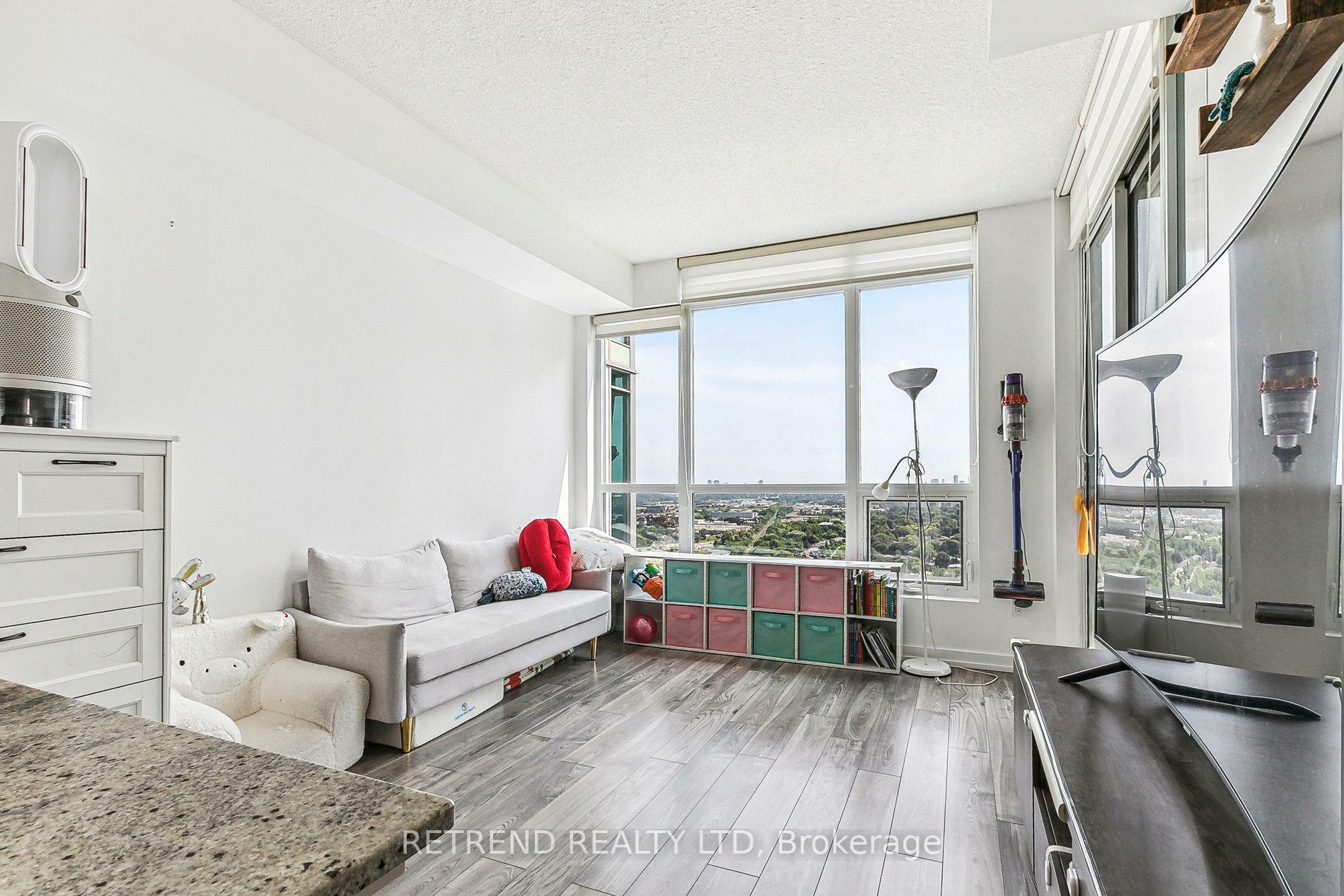 Property Photo: 33 Singer Court 3010 ON M2K 0B4