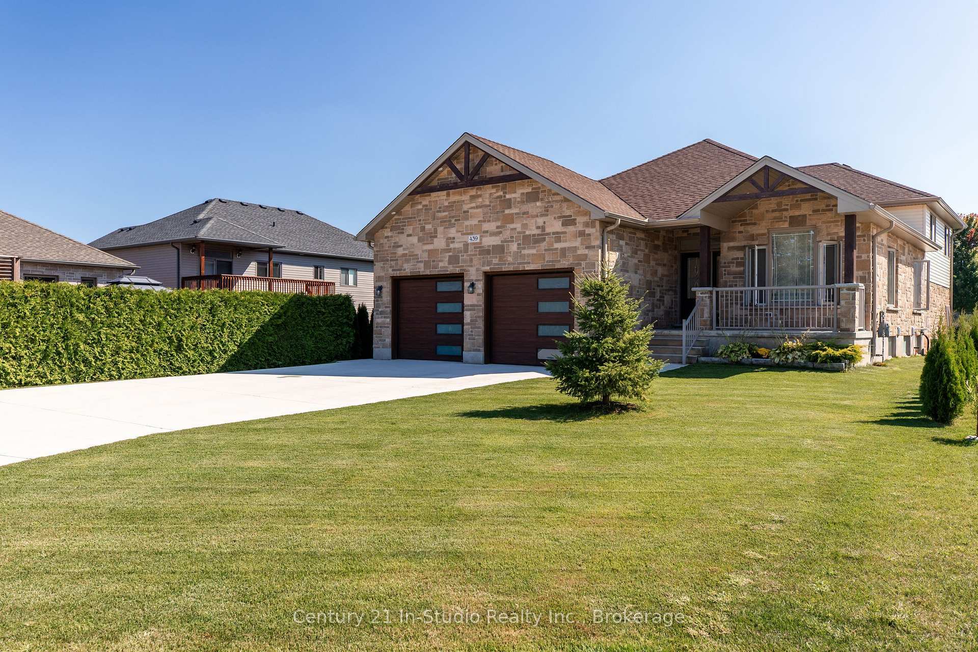439 Ridge Street  Saugeen Shores ON N0H 2C1 photo