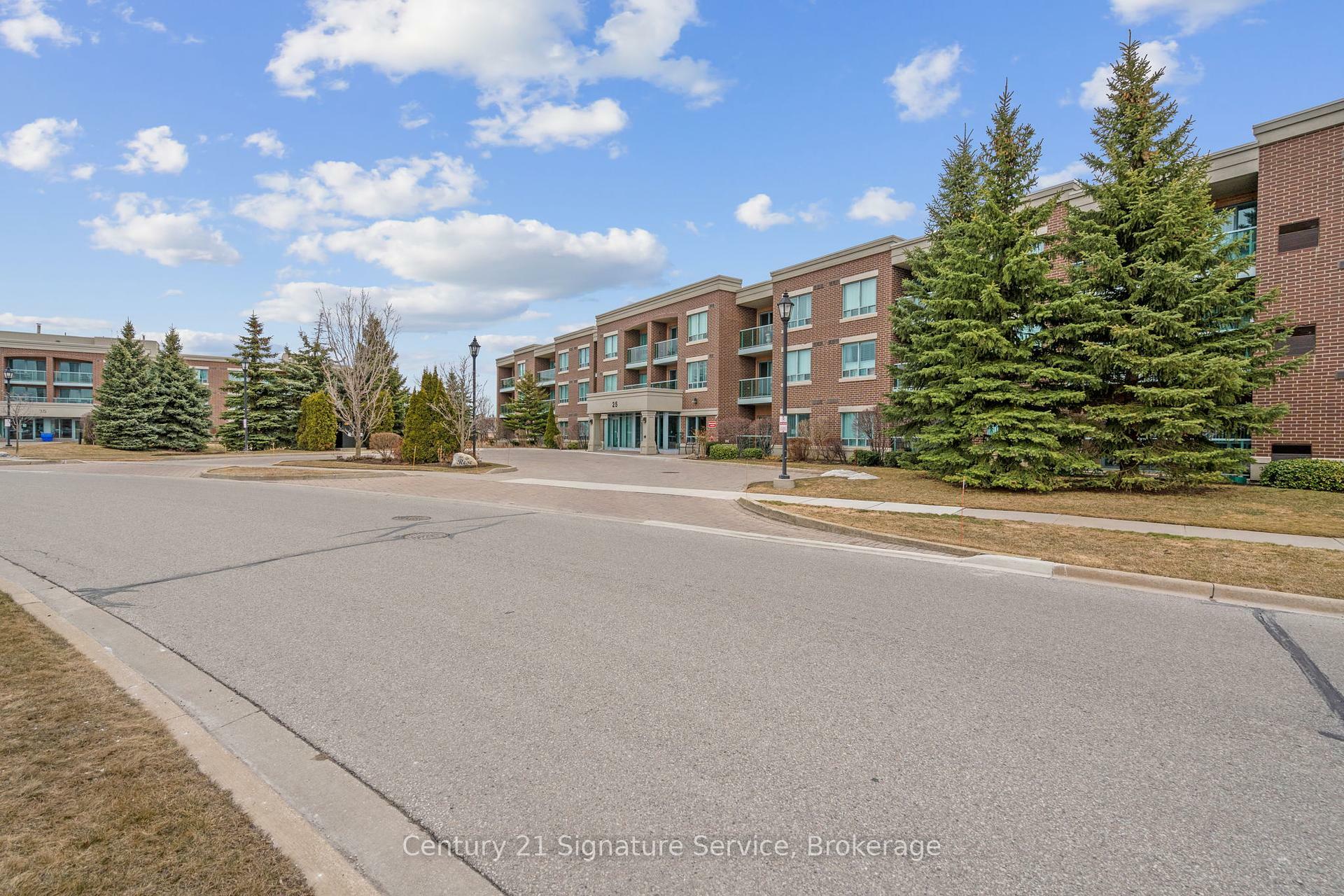 Property Photo: 25 Via Rosedale Way 212 ON L6R 3J8