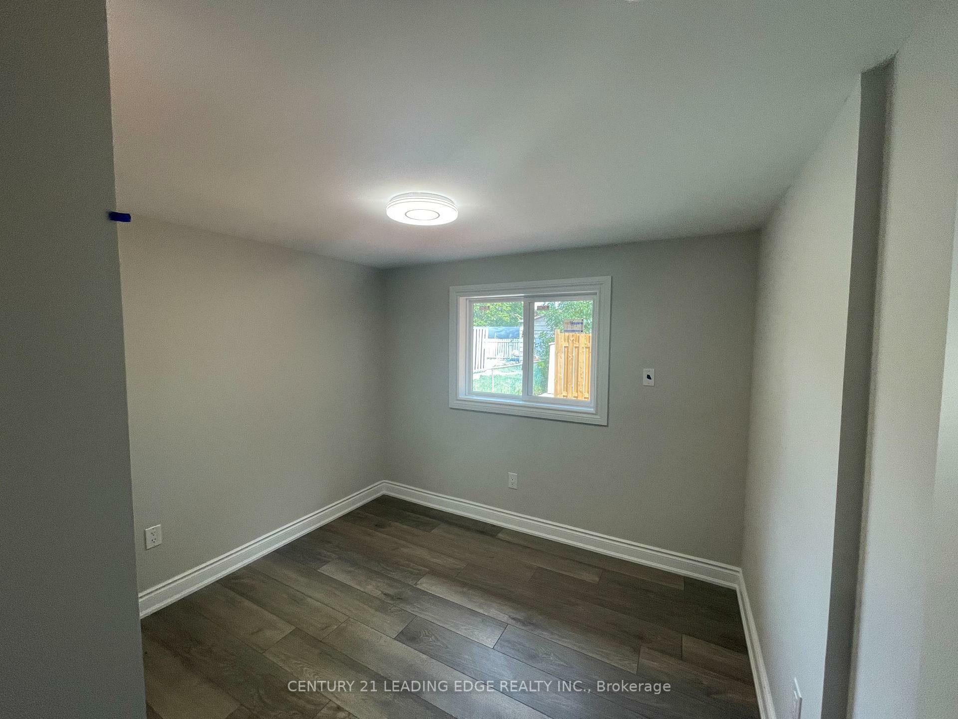 Property Photo: 314 Grove E Street Side ON L4M 5J3