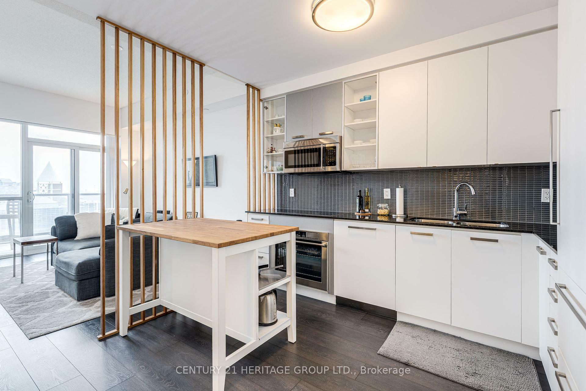5168 Yonge Street 3701  Toronto ON M2N 0G1 photo