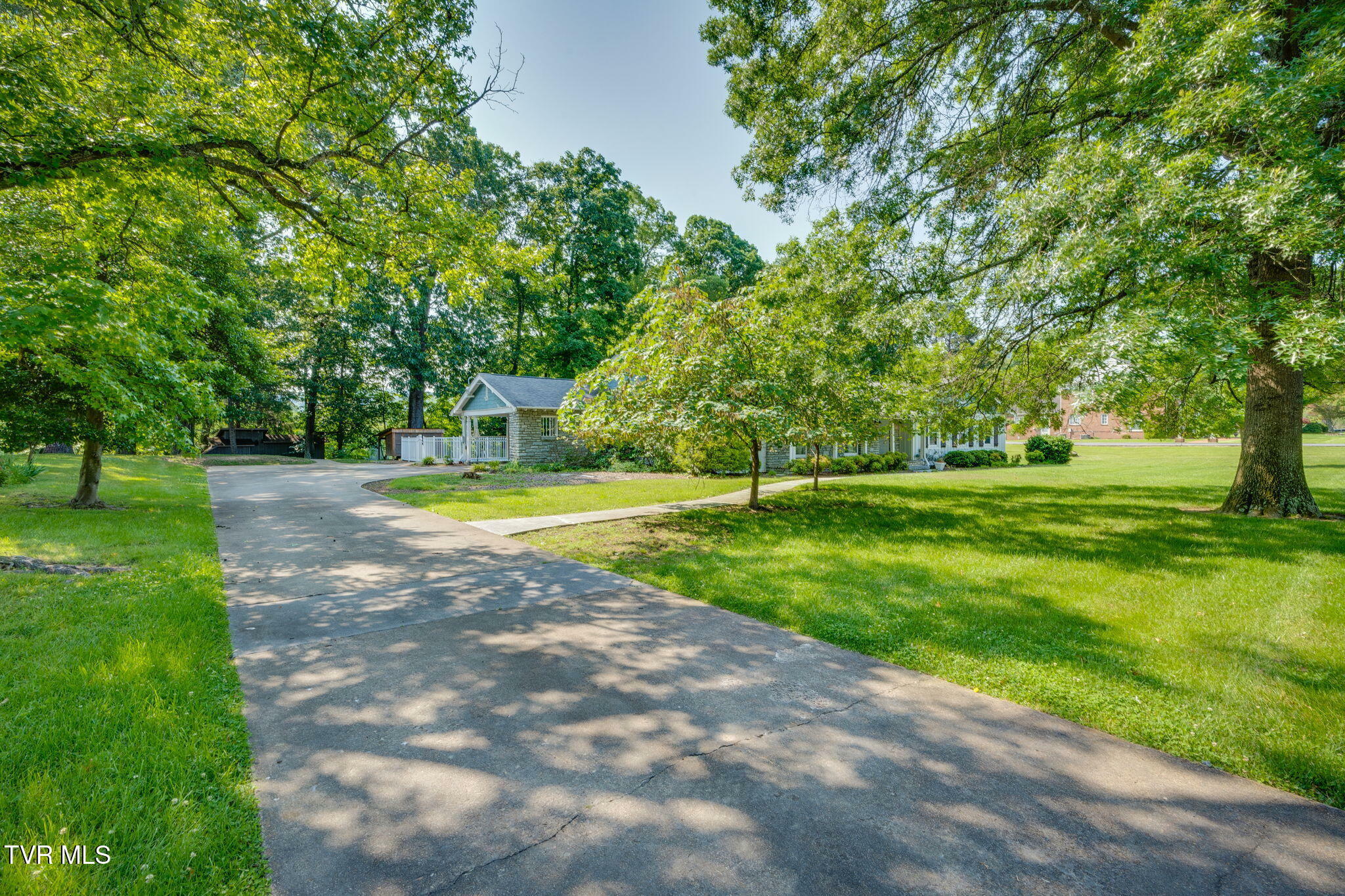 Property Photo:  421 High Ridge Road  TN 37660 