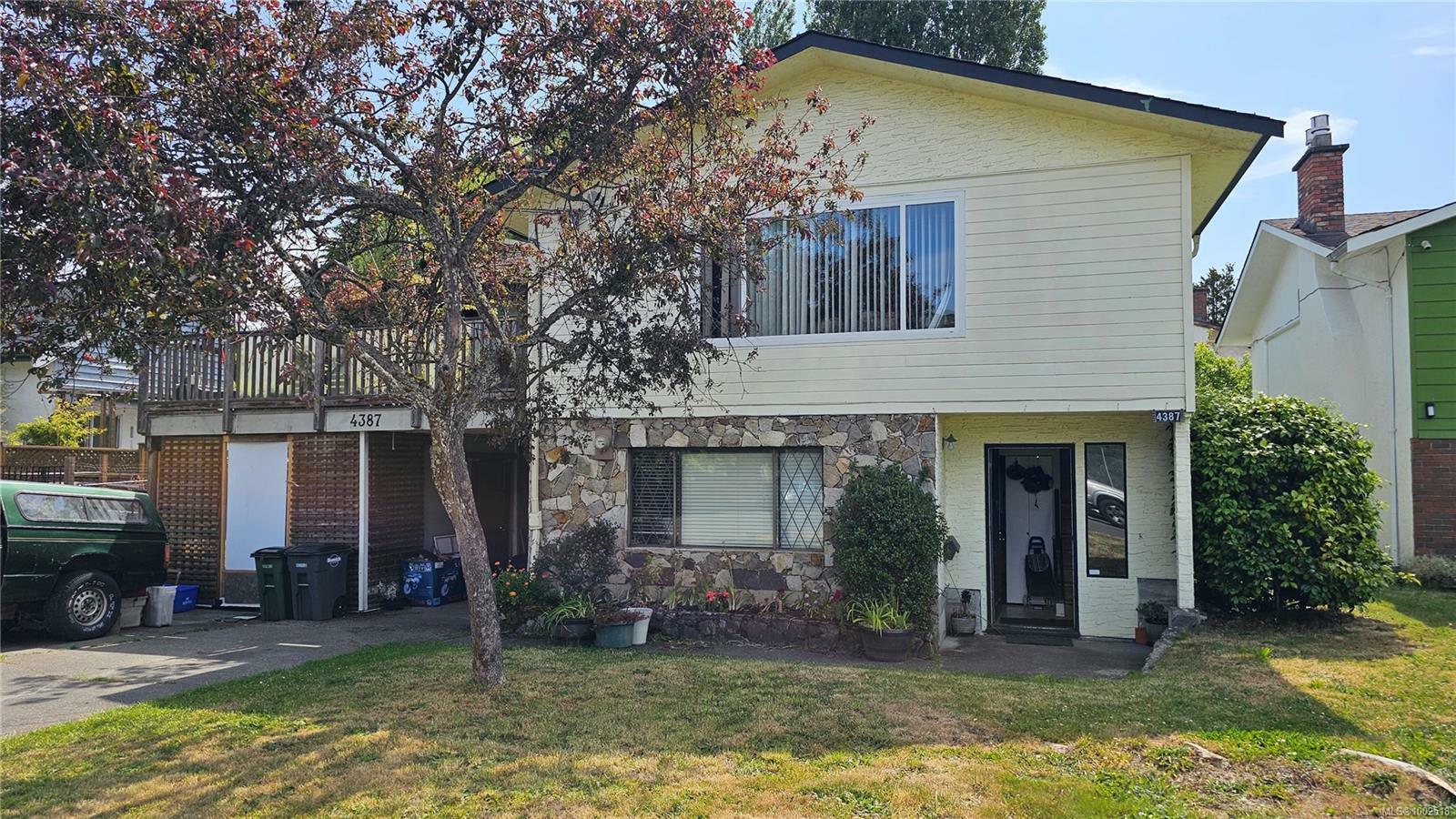 Property Photo:  4387 Majestic Dr  BC V8N 3H4 