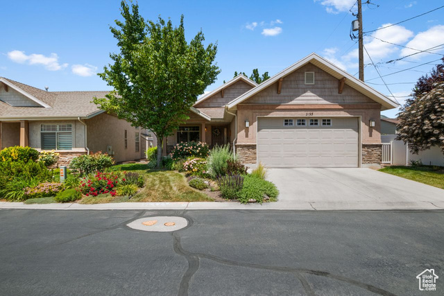 Property Photo: 2193 E Robie Hill Ln UT 84109