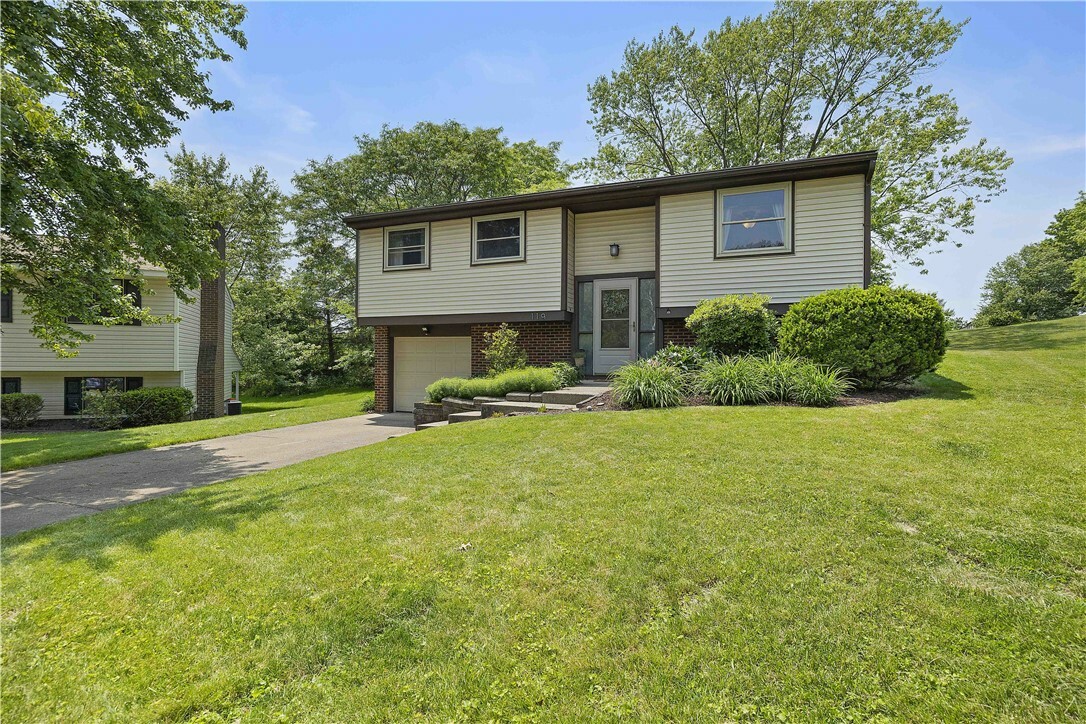 Property Photo: 119 Summit Ridge Dr PA 15017