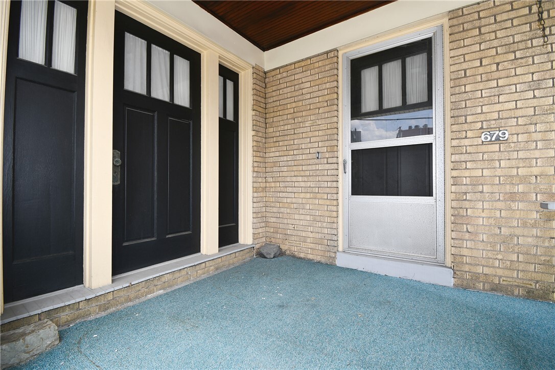 Property Photo:  679 E Shady Dr  PA 15228 