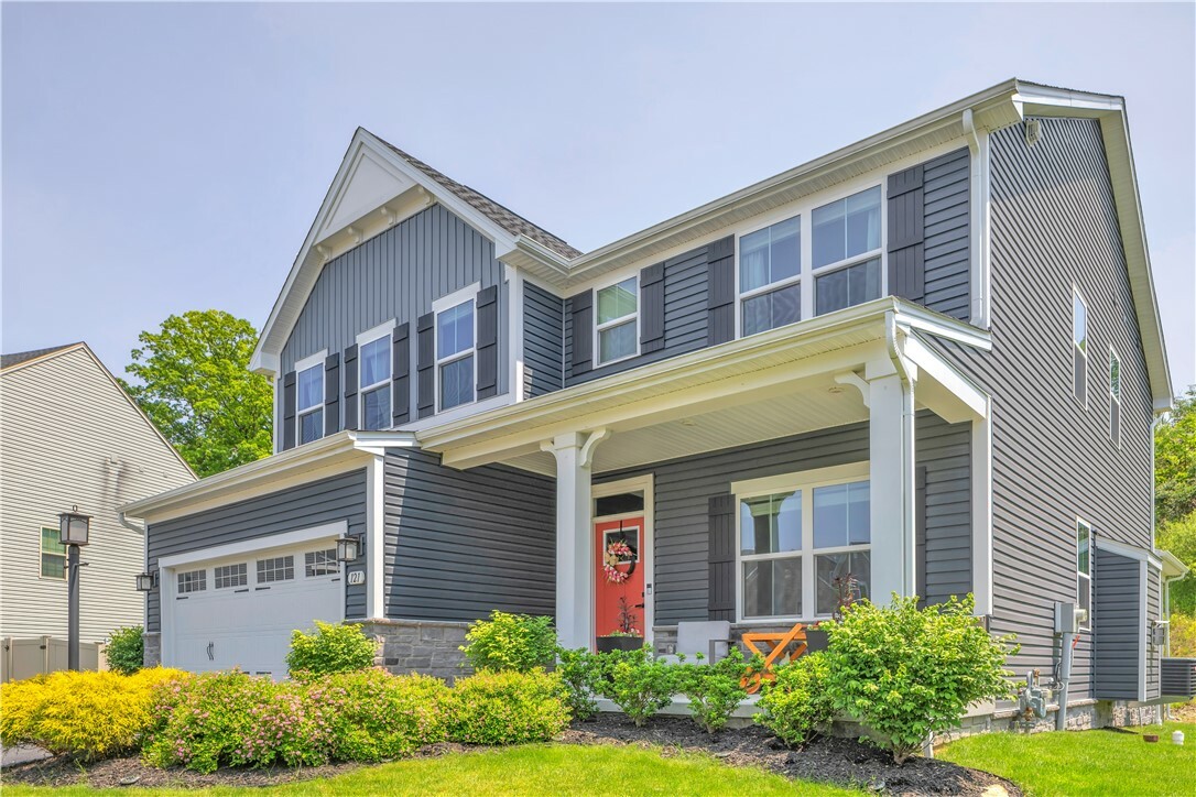 Property Photo: 121 Derby Lane PA 15071