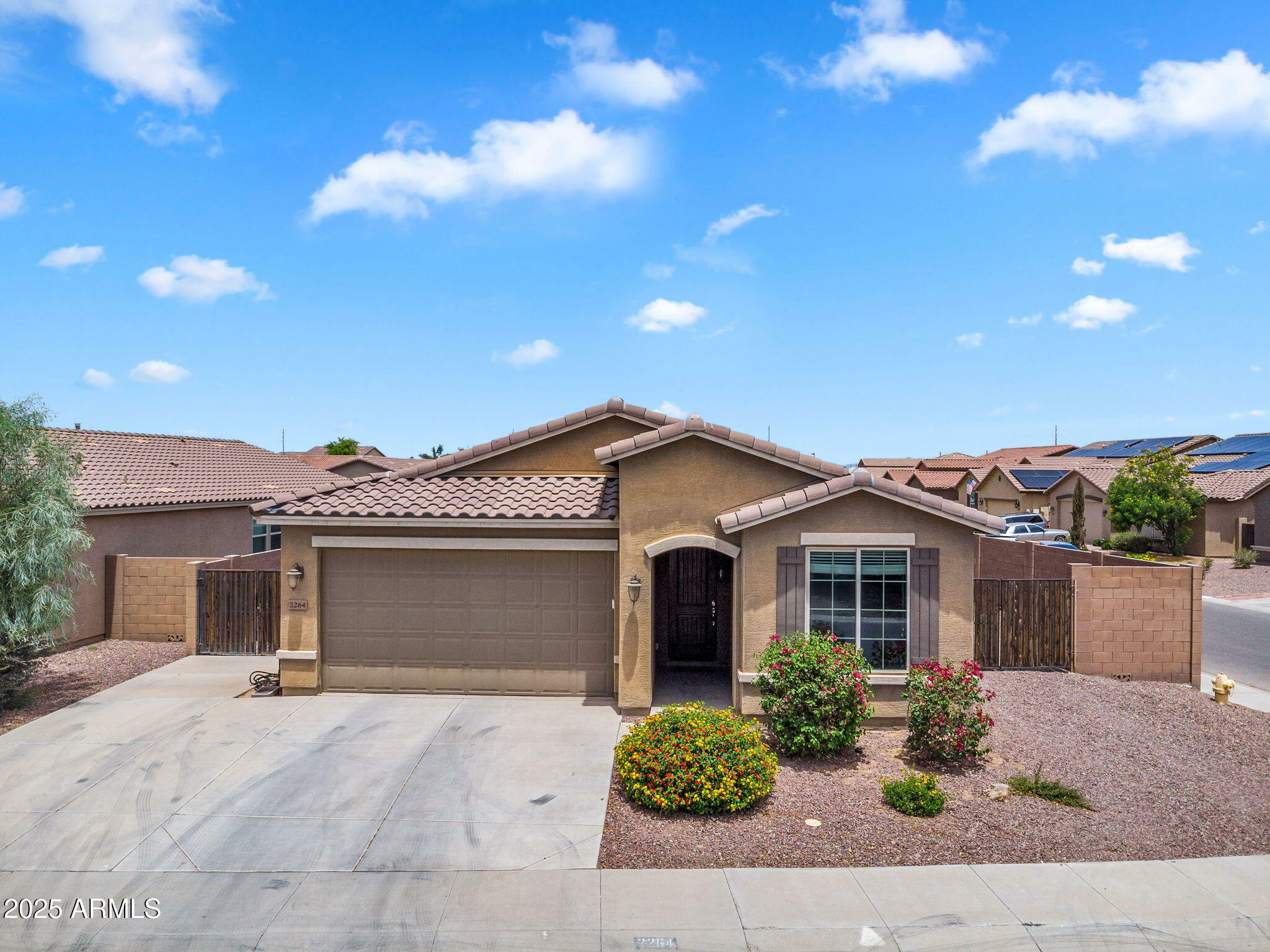 2264 W Arroyo Way  San Tan Valley AZ 85144 photo