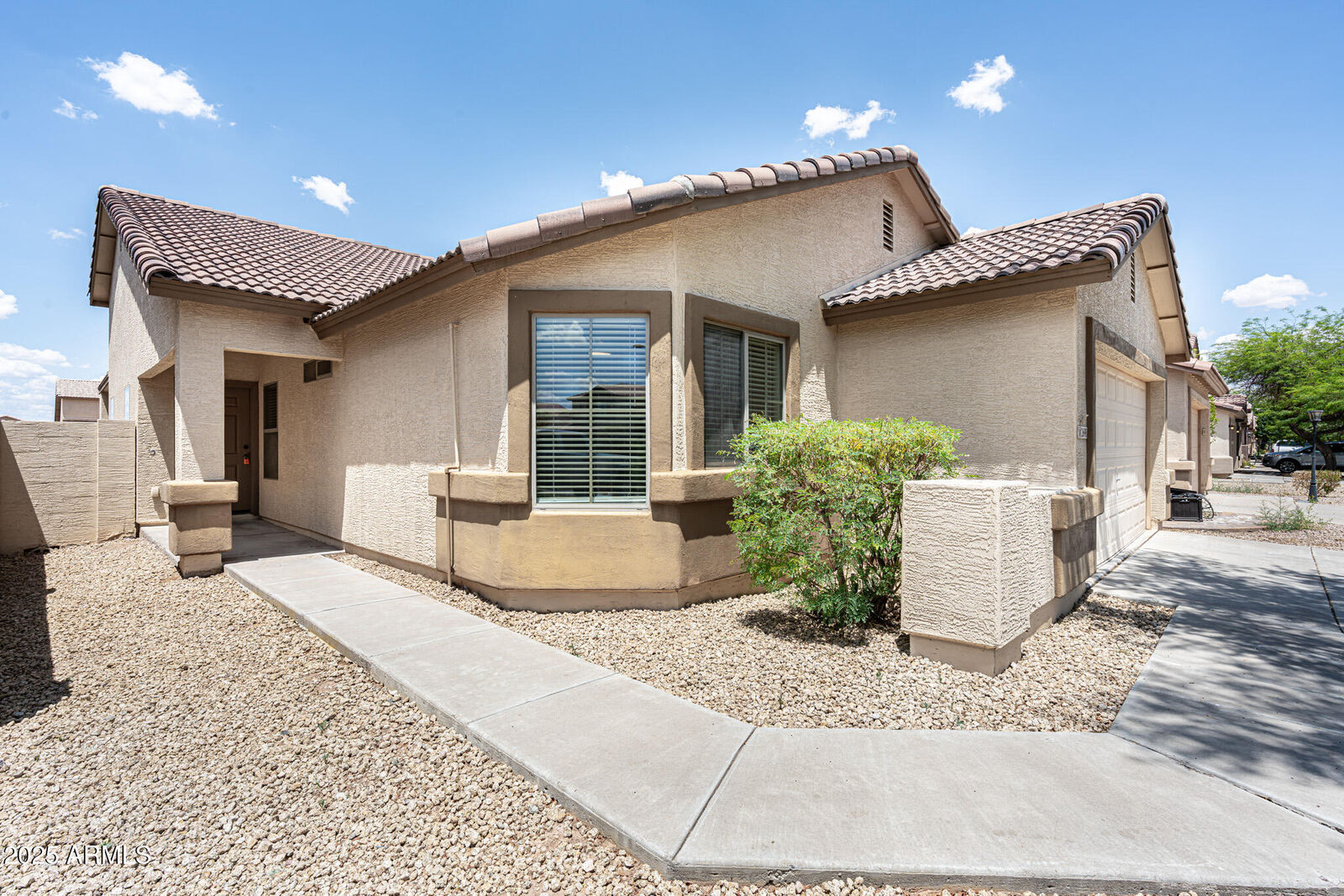 Property Photo:  2698 E Denim Trail  AZ 85143 