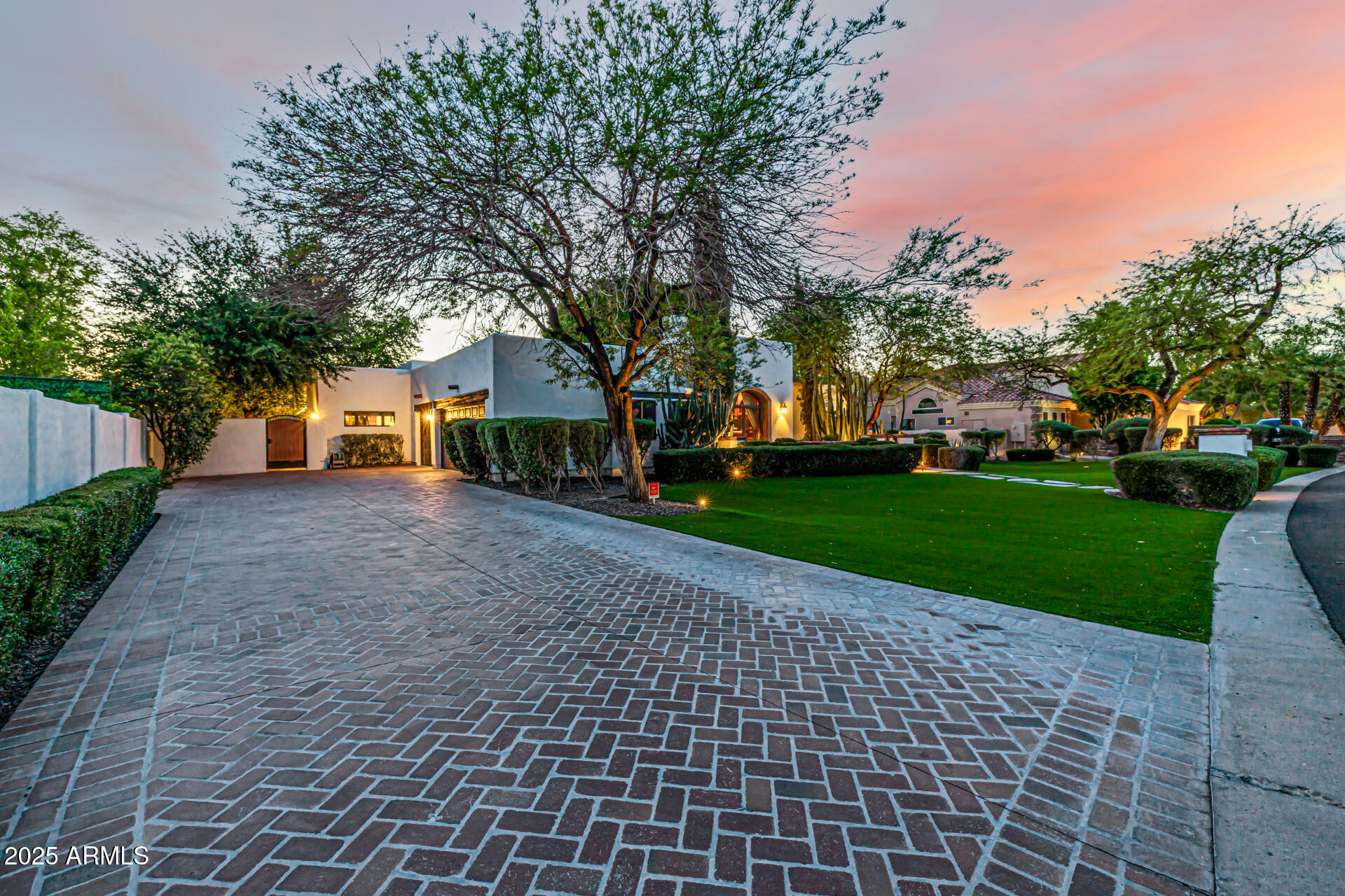 Property Photo: 9310 S Bala Drive AZ 85284