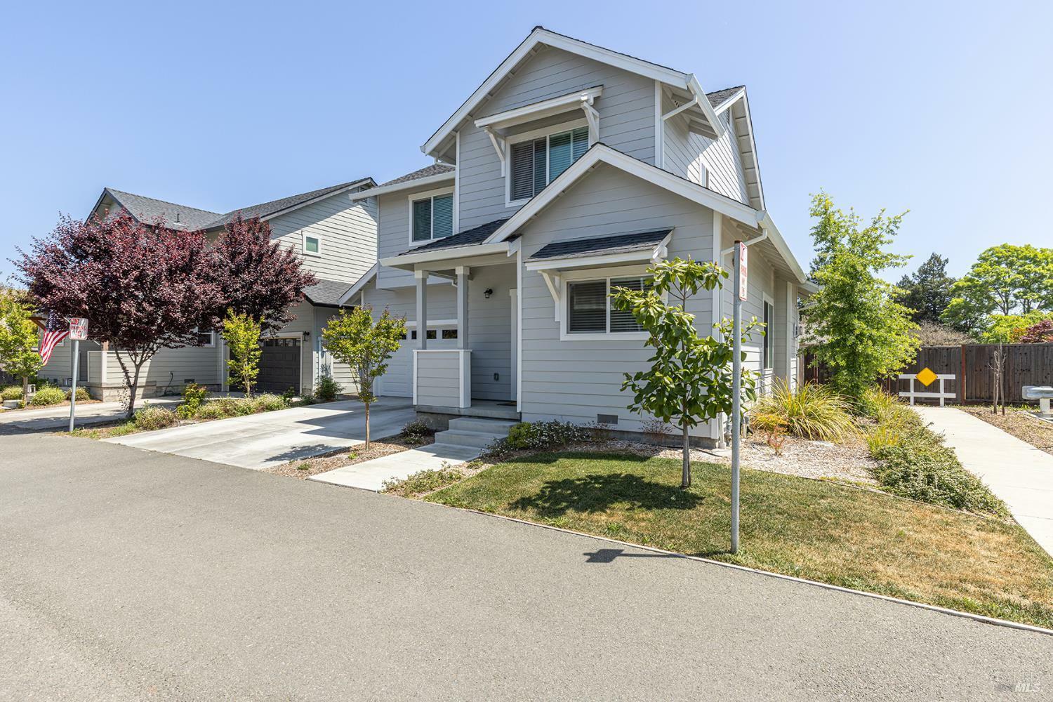 Property Photo:  2205 Tapian Way  CA 95403 