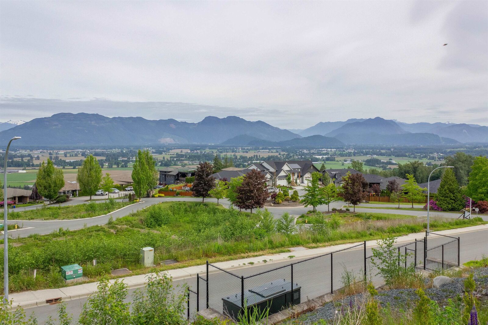 Property Photo: 51076 Falls Court 3 BC V4Z 1K7