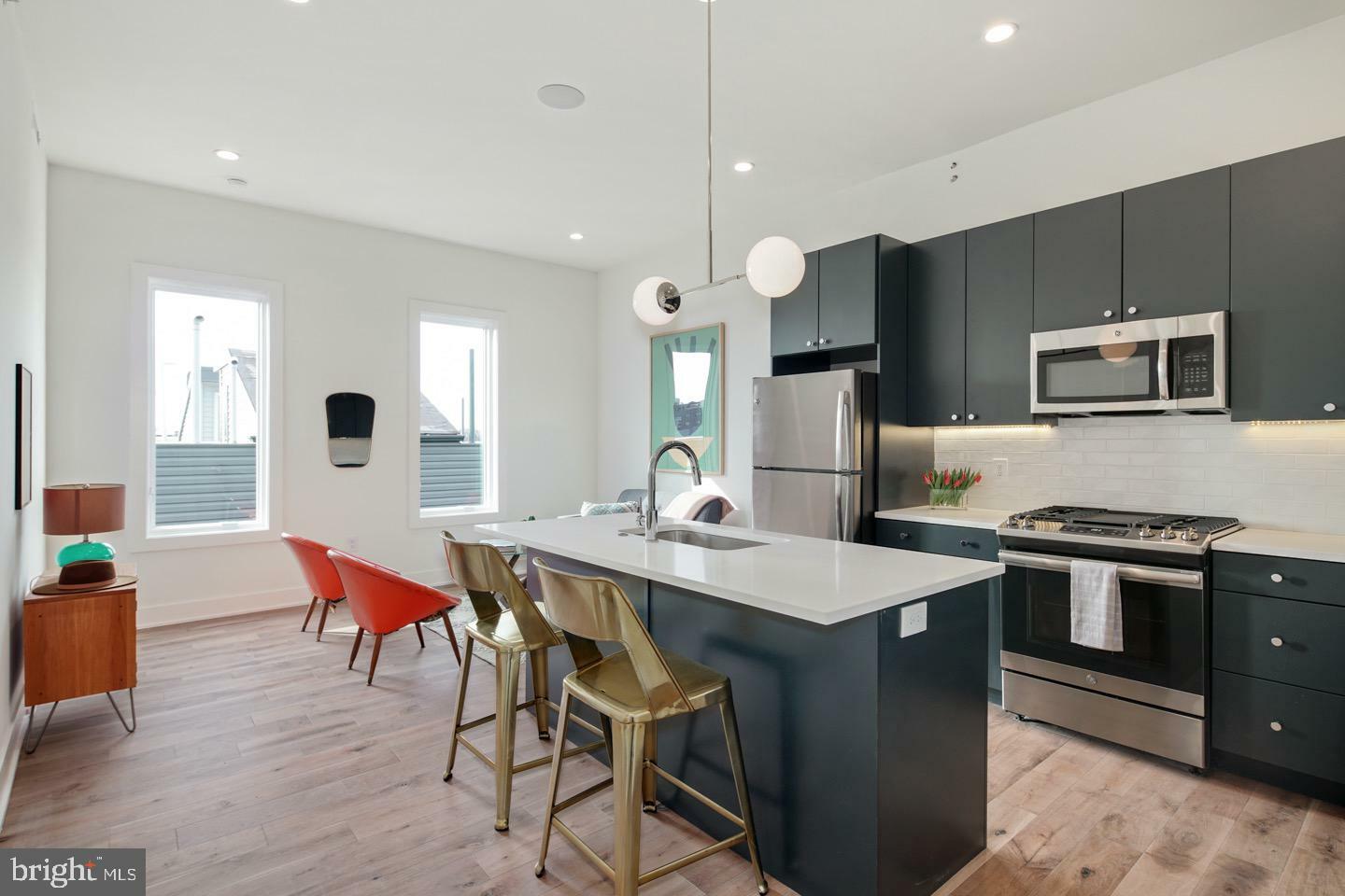 Property Photo: 1822 N Front Street 12 PA 19122