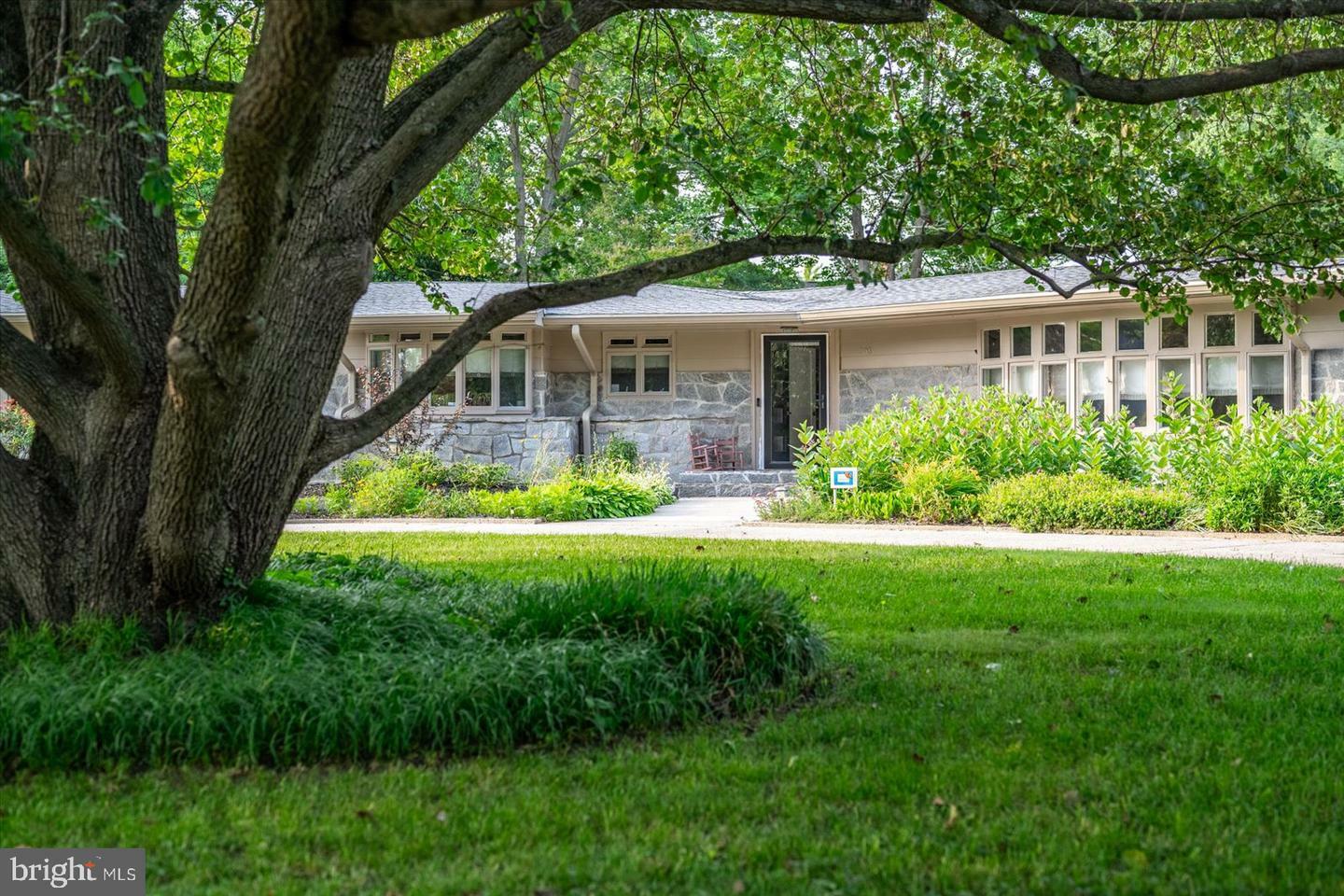 Property Photo: 303 South Boulevard 2 MD 21801