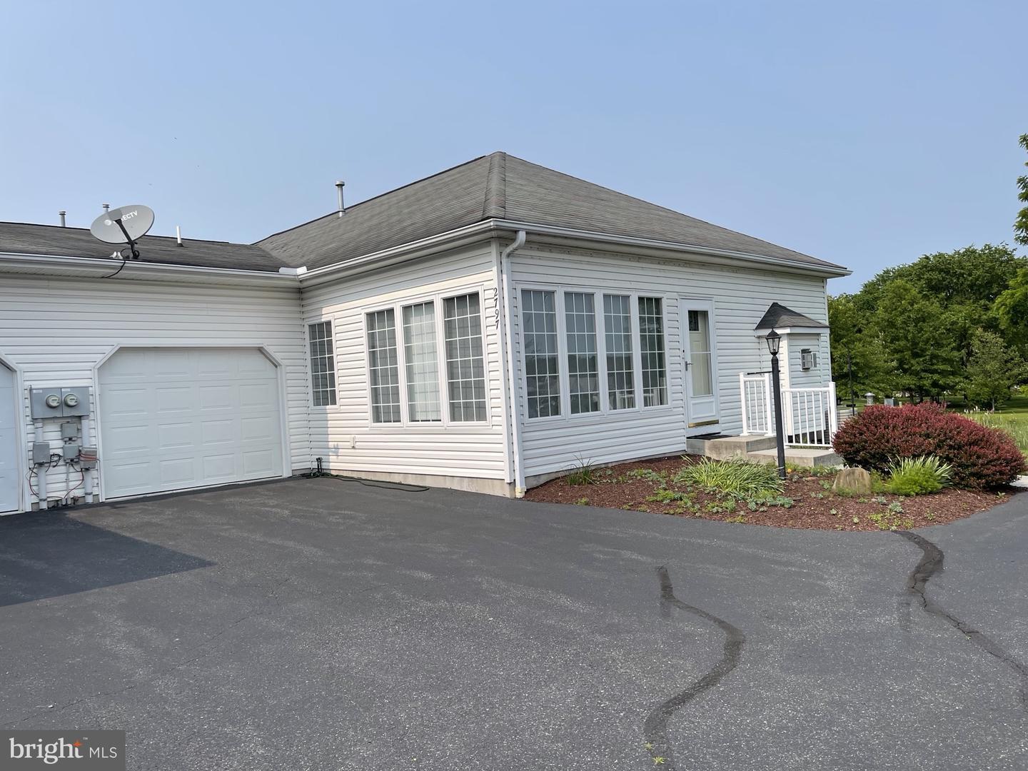Property Photo: 2797 Meadow Drive PA 17325