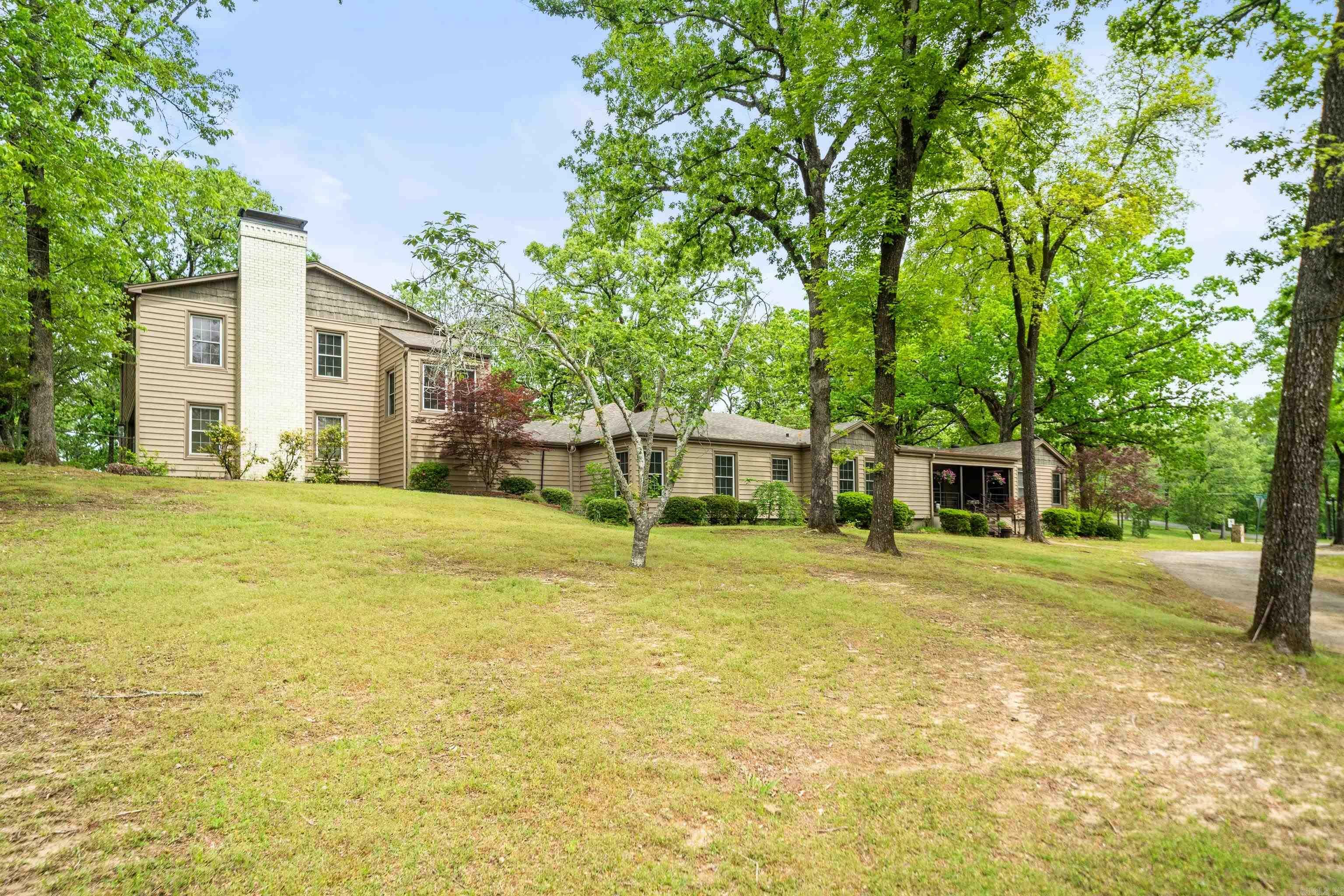 Property Photo: 215 Bellaire Drive AR 71901