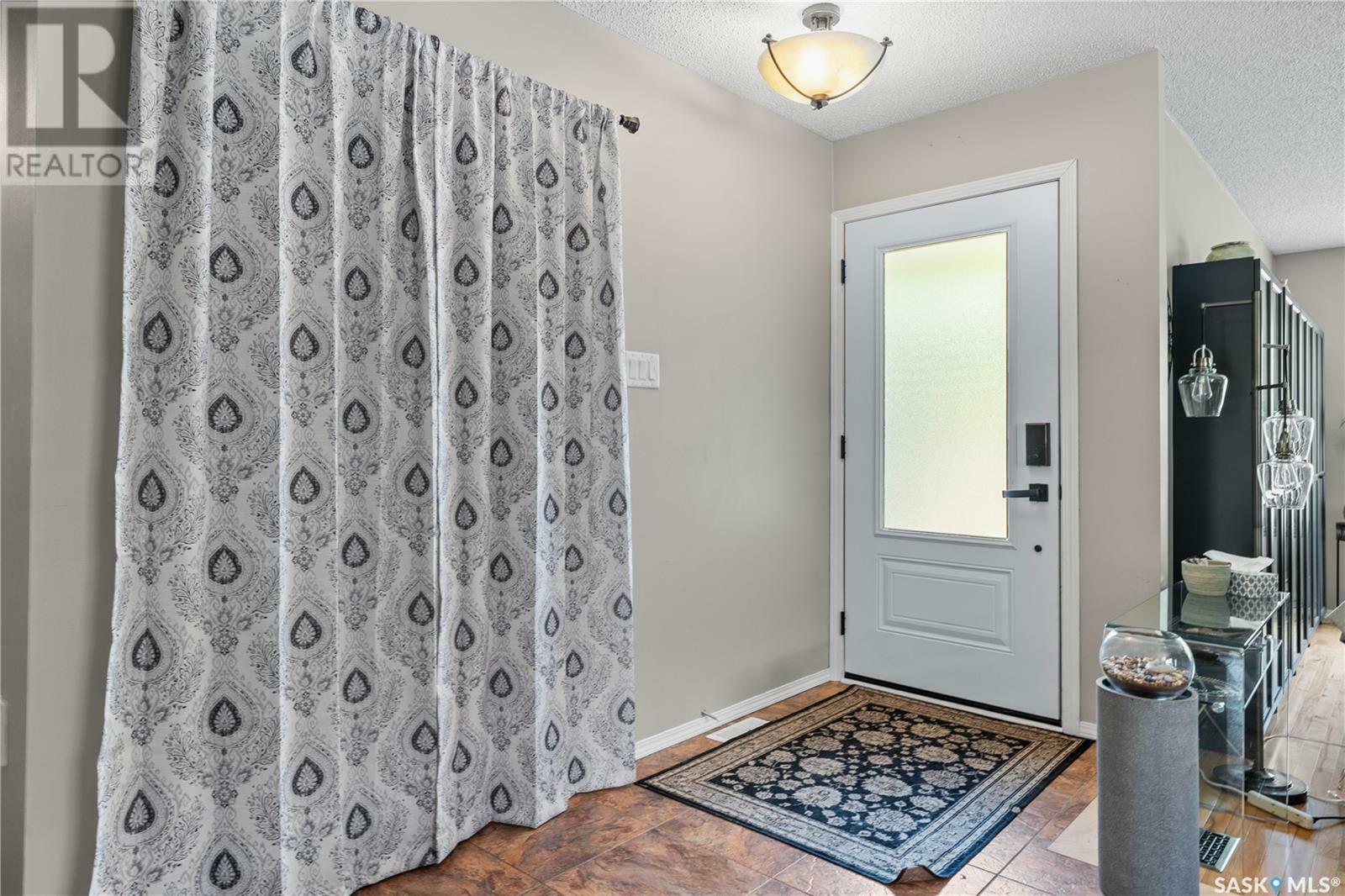 Photo de la propriété: 15 Windfield Road SK S4V 0E6