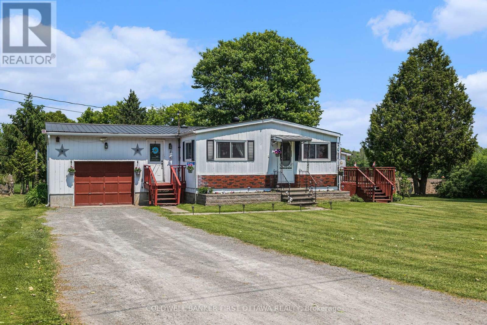 Property Photo: 1545 Highway 42 Road ON K0G 1V0