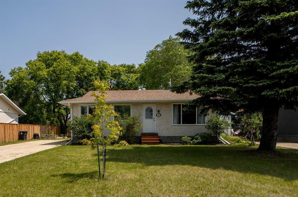 Property Photo: 234 Lilac Bay MB R5G 2C9