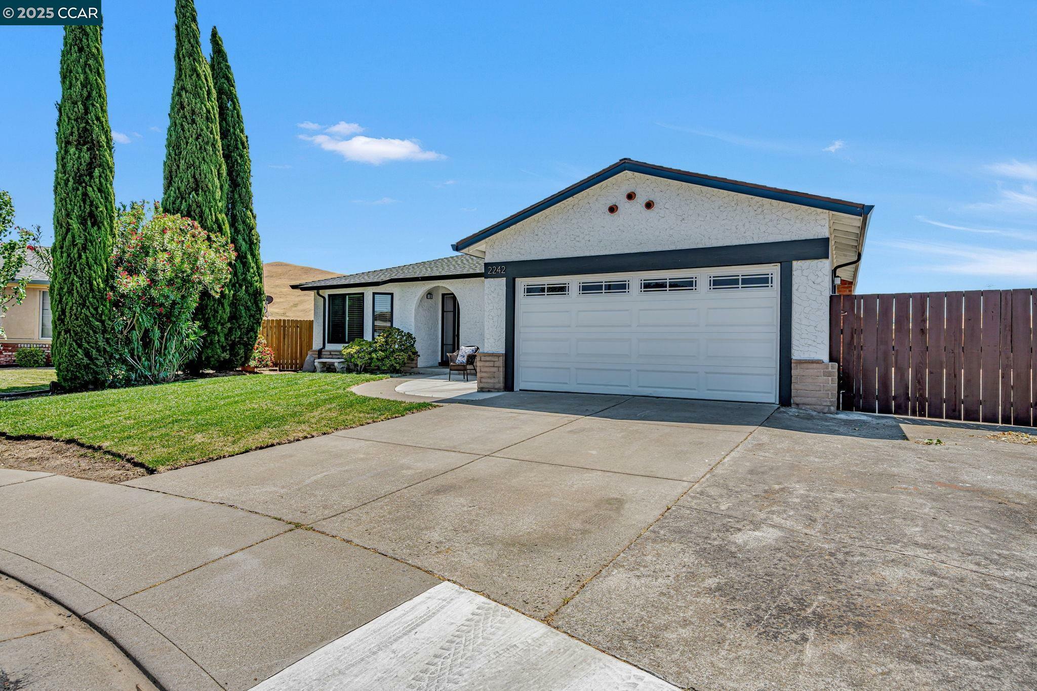 Property Photo: 2242 Westwood Ct CA 94565