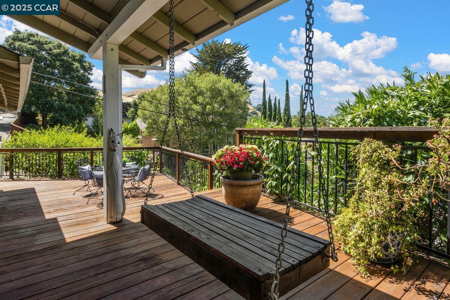 Property Photo:  5 Lucille Way  CA 94563 