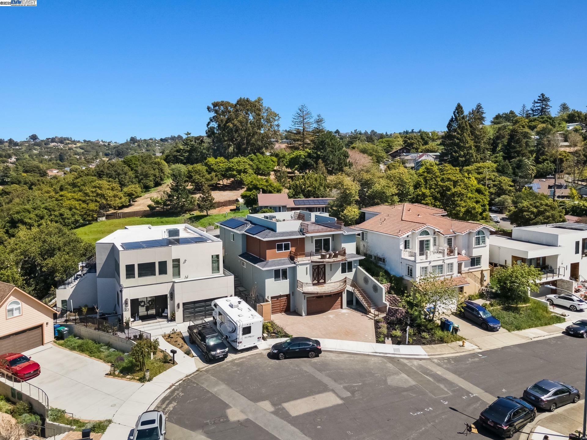Property Photo:  2382 Rainbow Ct  CA 94542 
