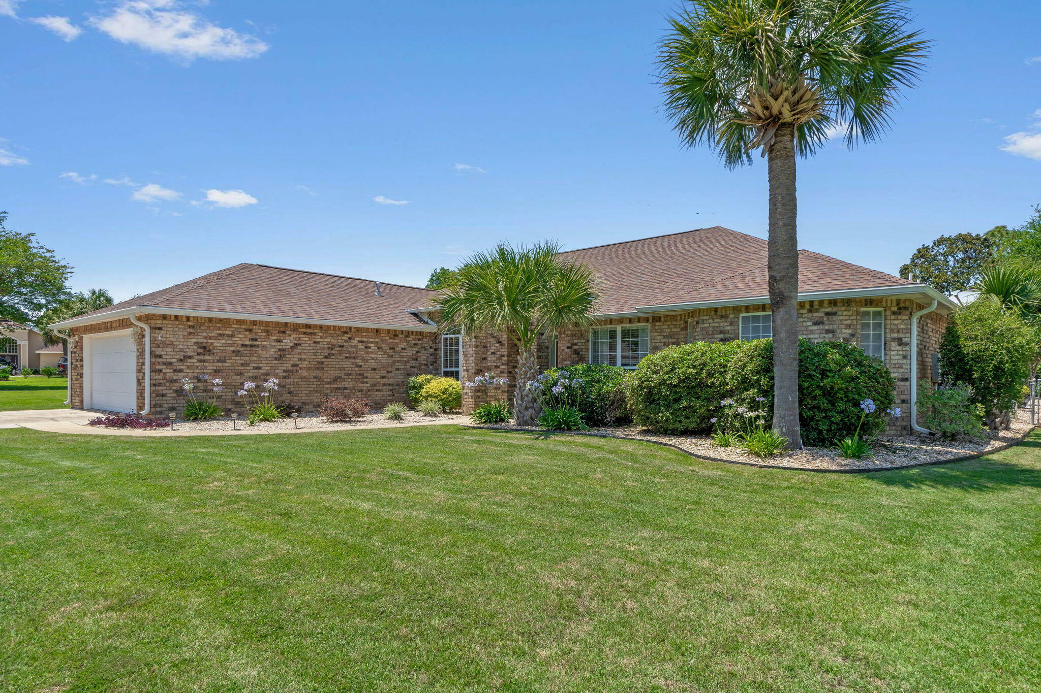 Property Photo: 2741 Creeks Edge Lane FL 32566