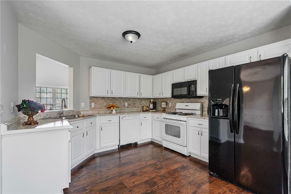 Property Photo: 335 Lee Miller Court GA 30024