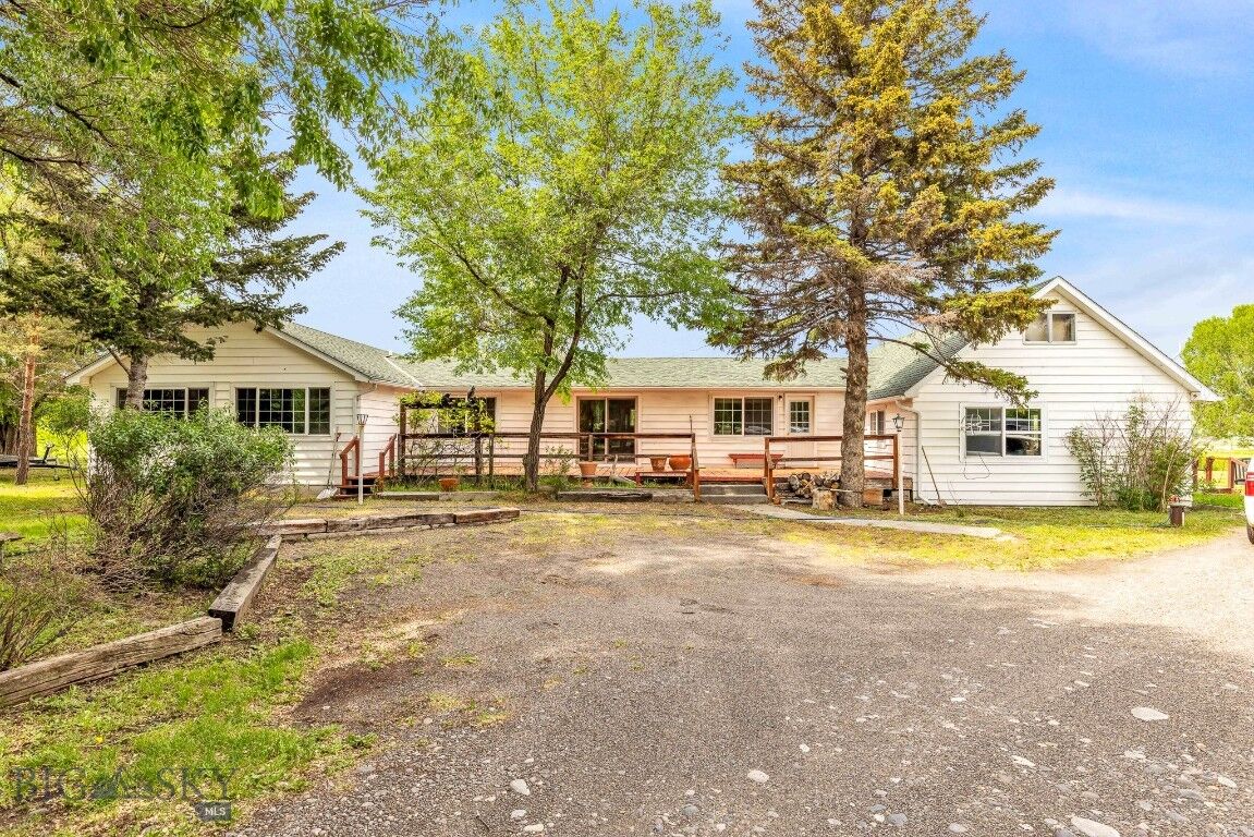 Property Photo:  5 Old Clyde Park Road  MT 59047 