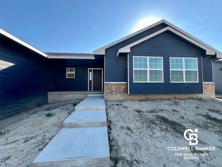 Property Photo:  2150 Idlewild Way  KS 67846 