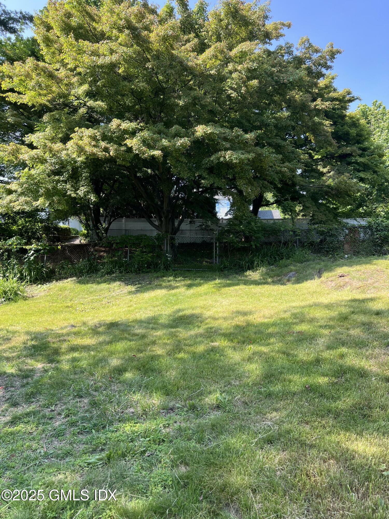Property Photo: 9 Carleton Street CT 06830