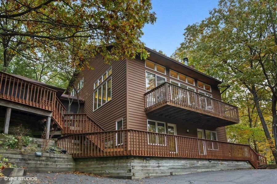 Property Photo: 107 S Merrivale Avenue IN 46301
