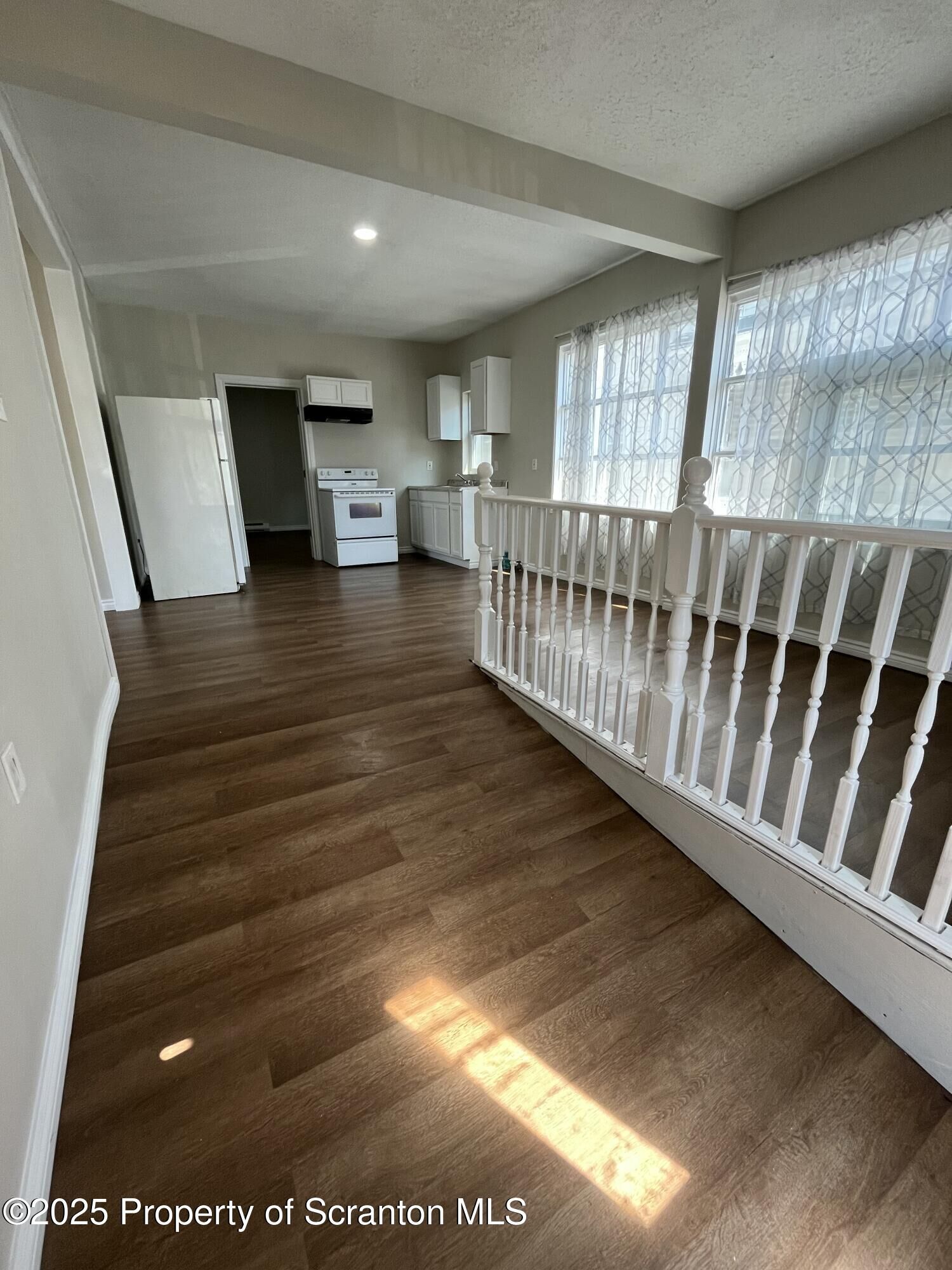 Property Photo: 941 S Main Avenue PA 18504