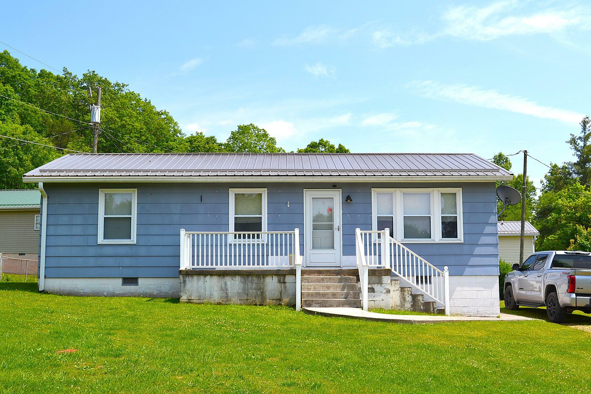 Property Photo: 142 Mountain Crest Dr WV 24986