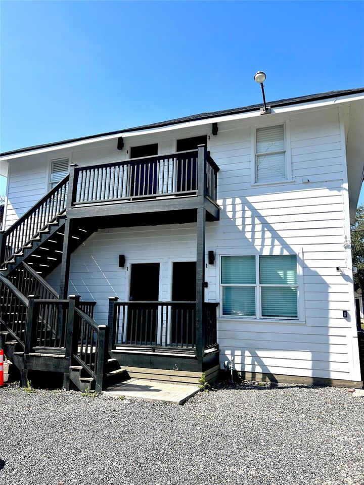 Property Photo: 203 S Lockwood Drive TX 77011