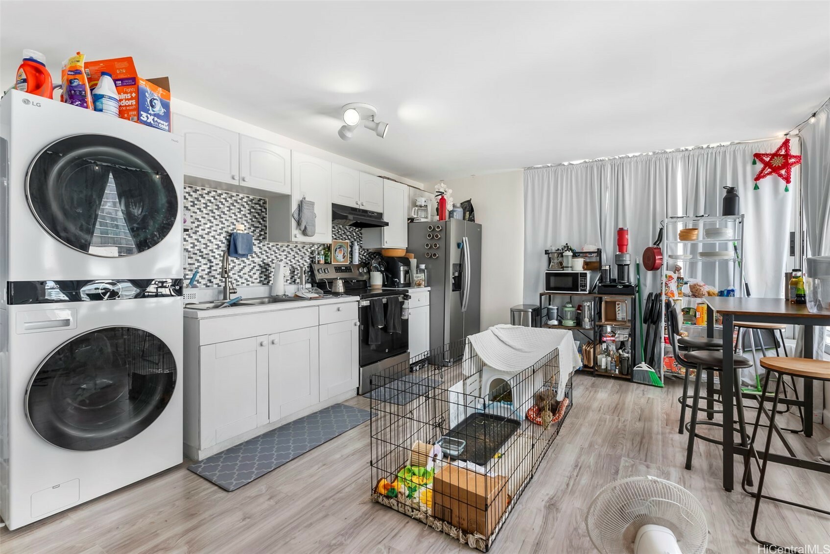 Property Photo: 2421 Tusitala Street 803 HI 96815