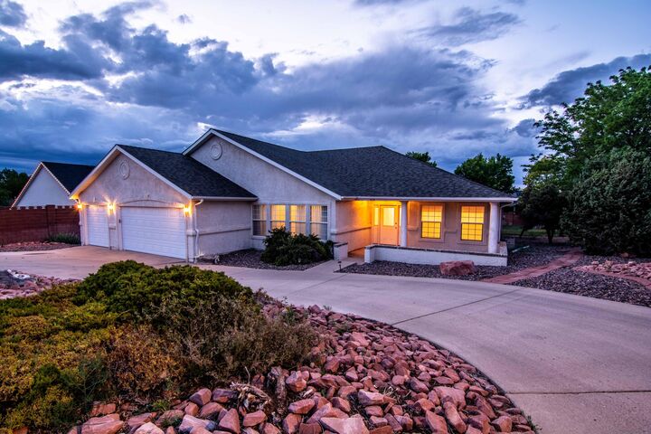 Property Photo:  2176 W Heather Ln  UT 84720 