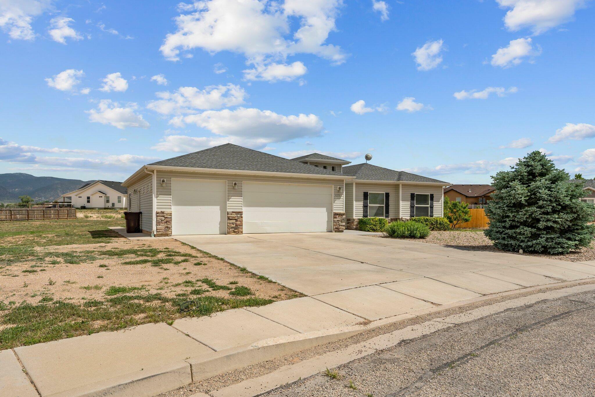 Property Photo: 4236 N 2375 W UT 84721
