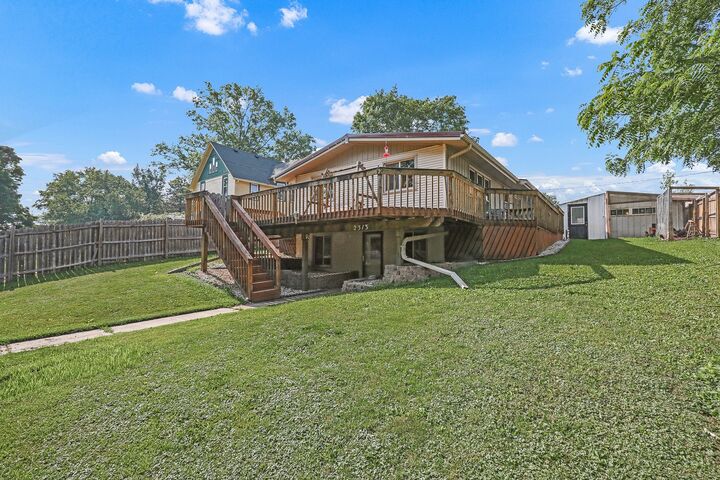 2313 8th Avenue E  University Park IA 52595 photo