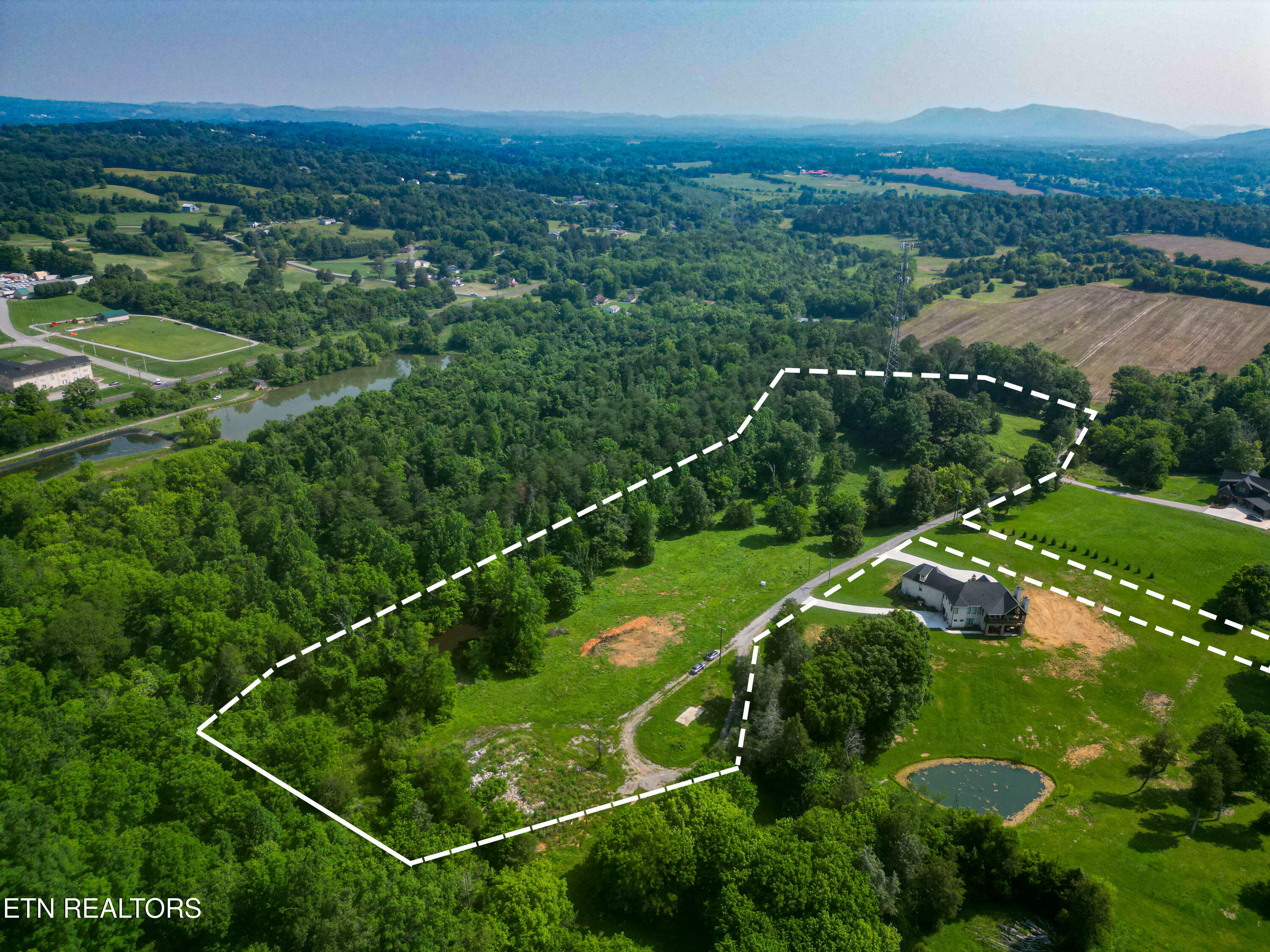 Property Photo:  4945 Wise Springs Rd  TN 37918 