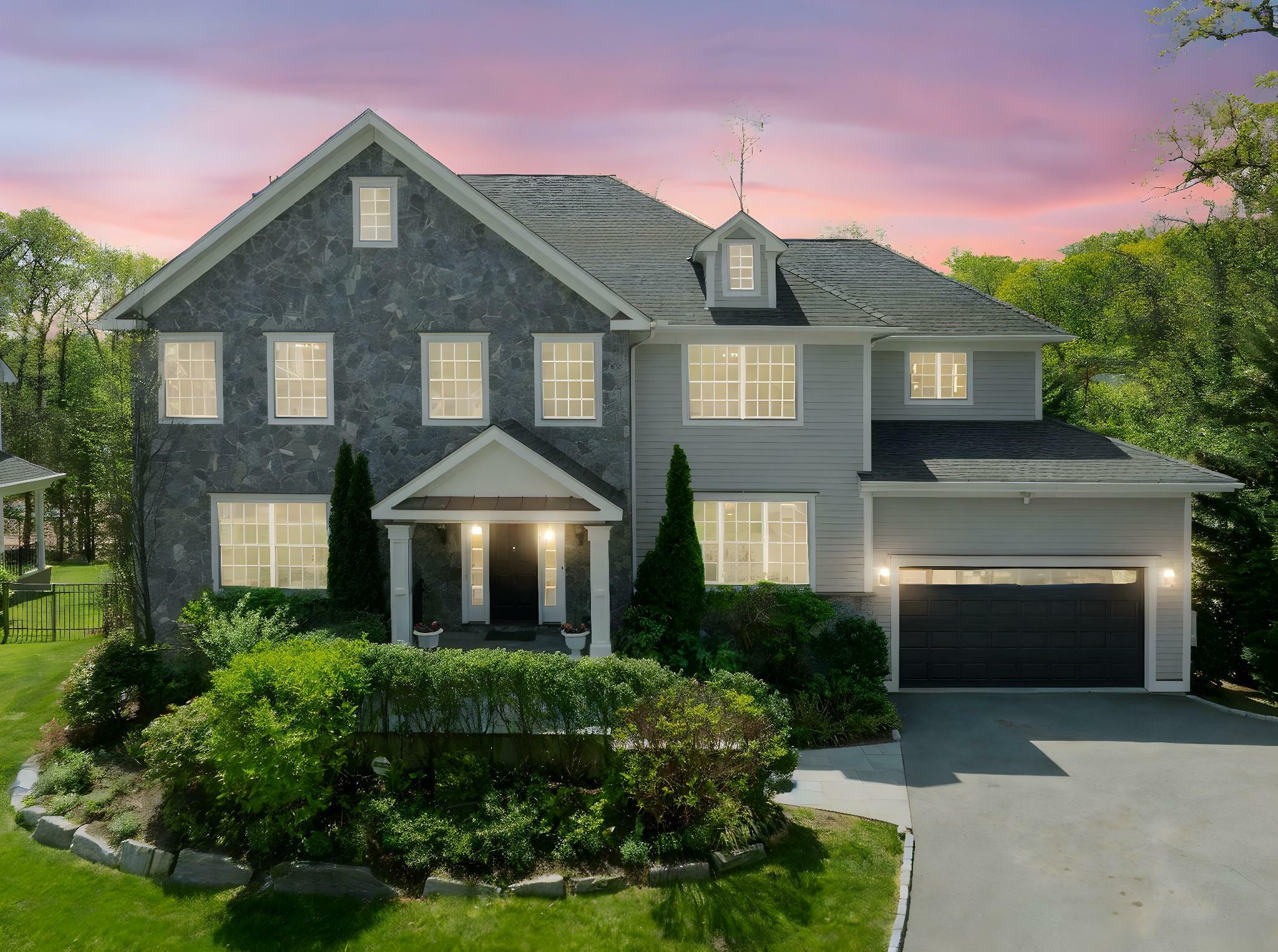 Property Photo: 1 Pinebrook Hollow Drive NY 10804