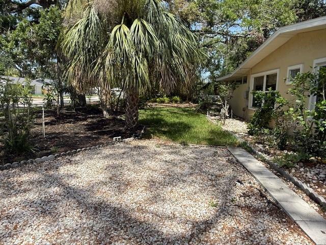 Property Photo: 2311 W 52nd Ave Drive FL 34207