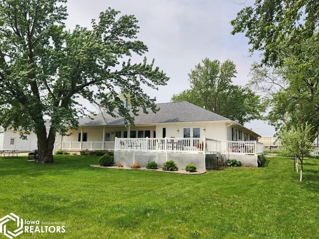 Property Photo: 3511 19th Street SW IA 50401