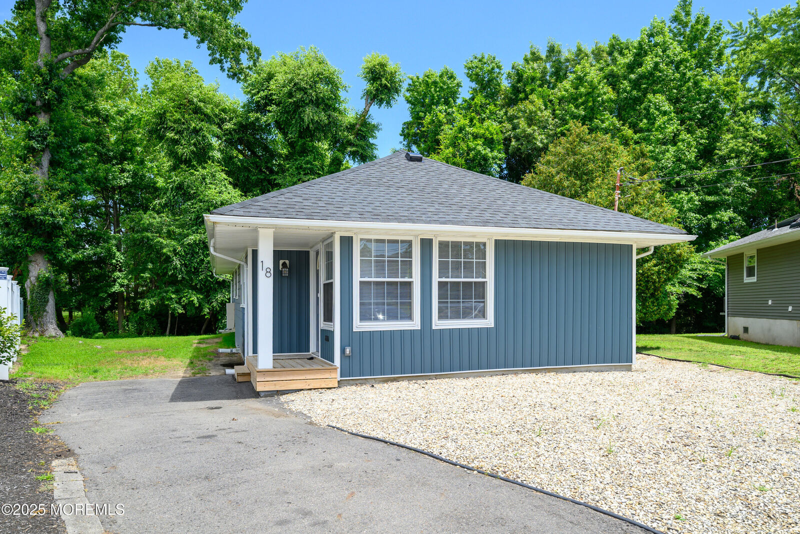 Property Photo:  18 Caribbean Court  NJ 08753 