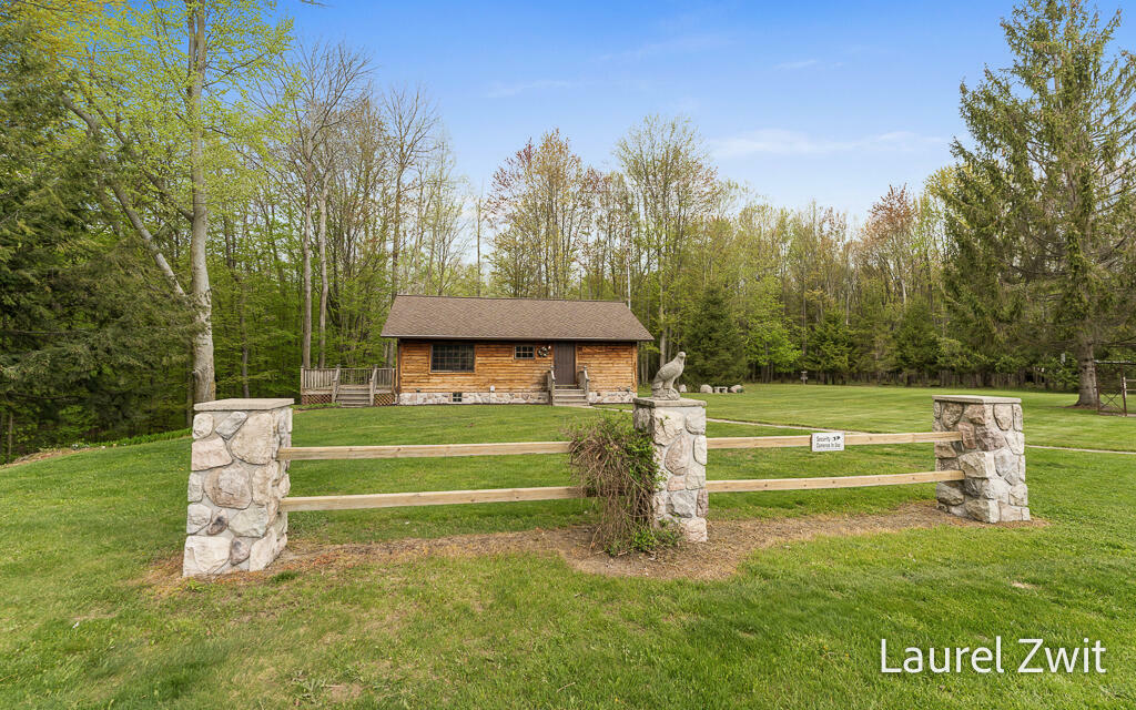 1442 W Tyler Road  Hart MI 49420 photo