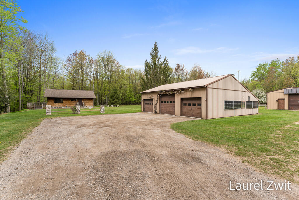 1442 W Tyler Road  Hart MI 49420 photo