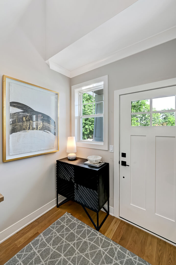 Property Photo:  129 Harding Court  IL 60137 