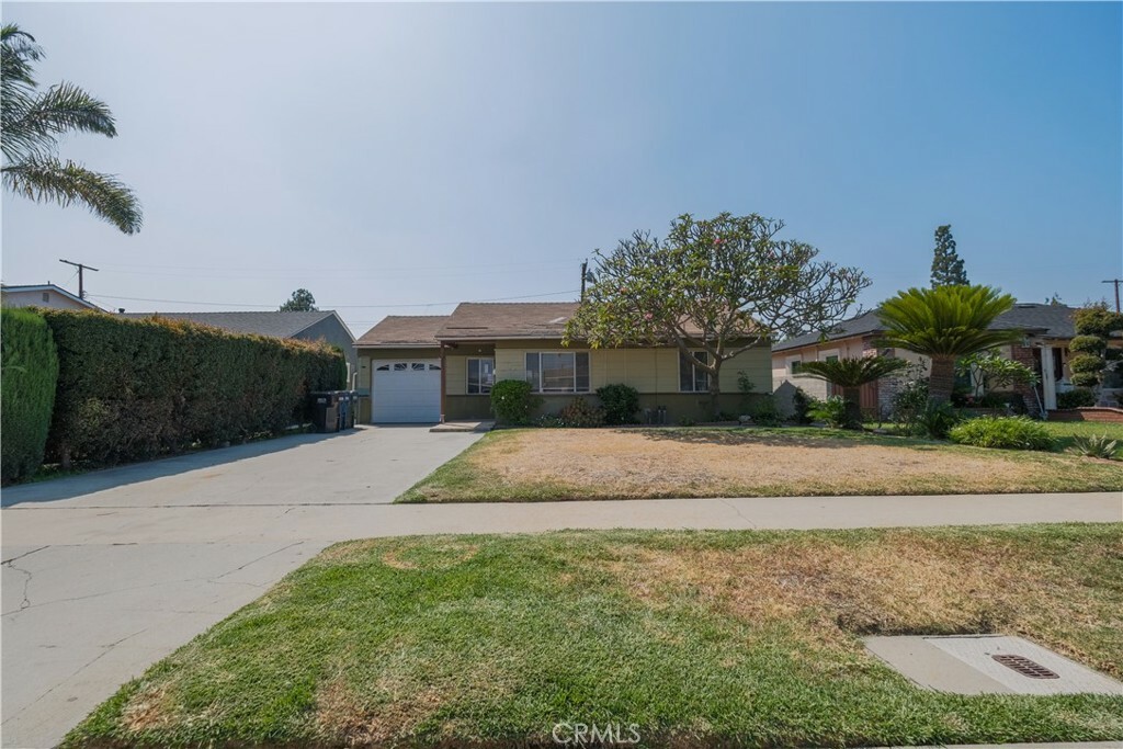 Property Photo:  7227 Farmland Avenue  CA 90660 