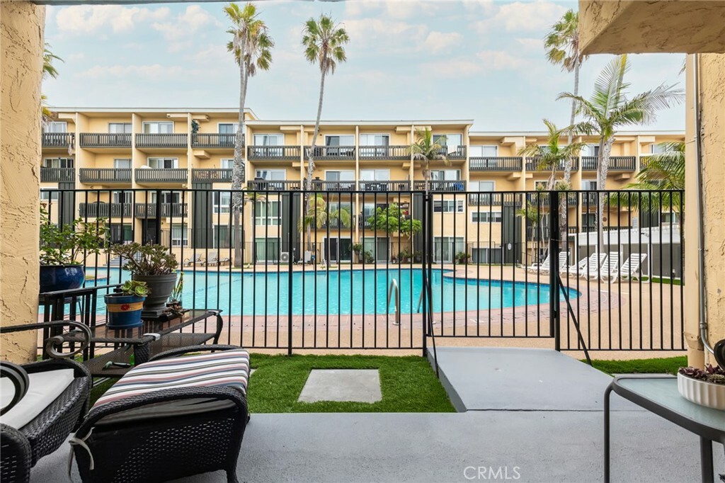 Property Photo: 770 W Imperial Avenue 16 CA 90245