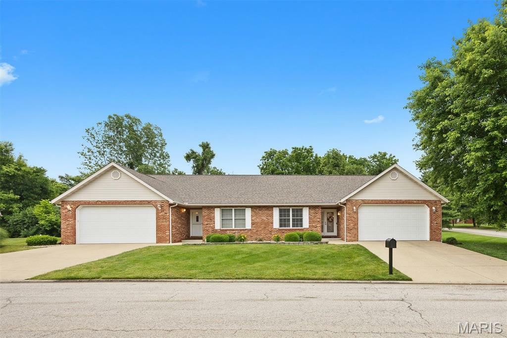 Property Photo: 7620 Baxter Drive IL 62223